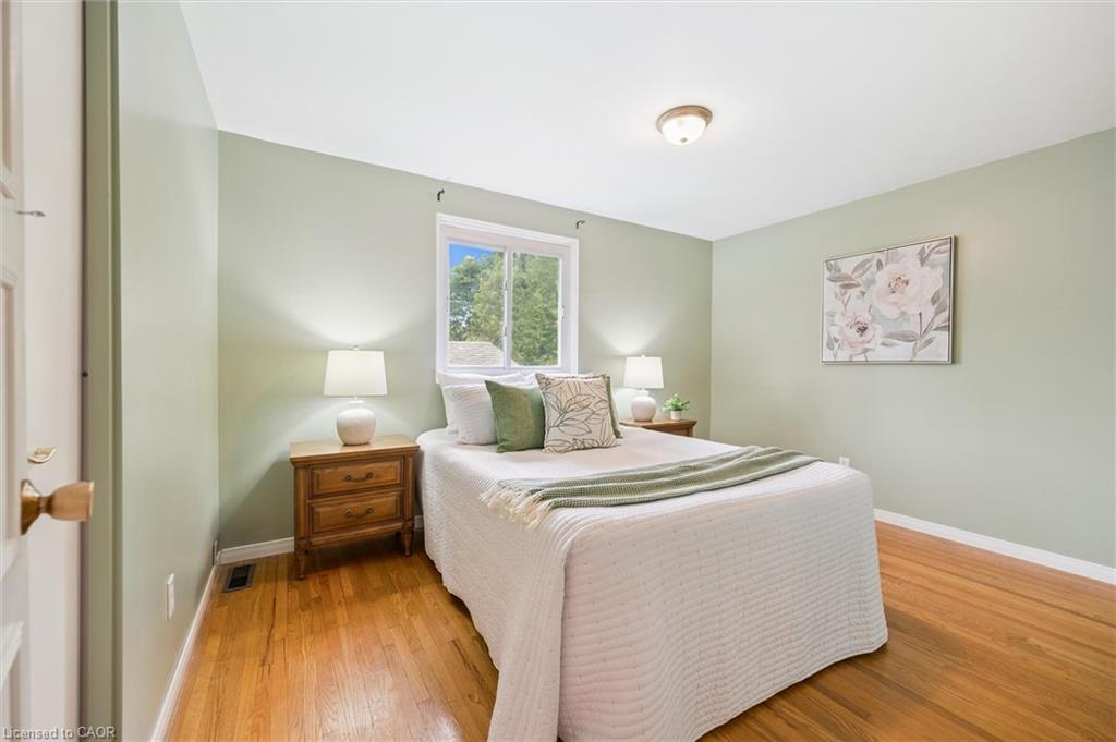 47 Argyle Drive, Guelph, ON - Indoor Photo Showing Bedroom