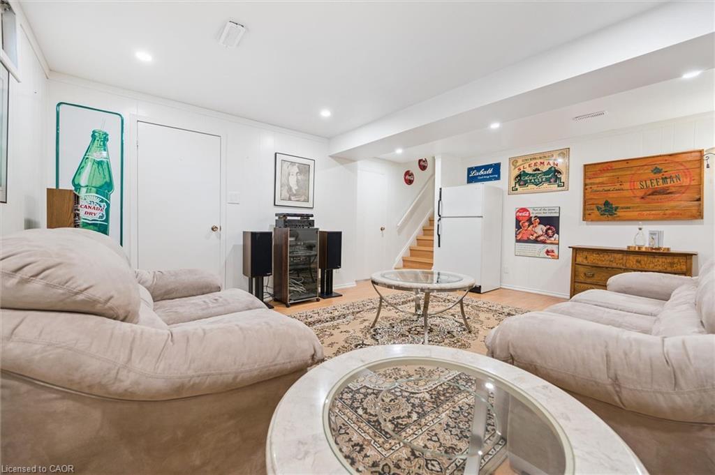 47 Argyle Drive, Guelph, ON - Indoor