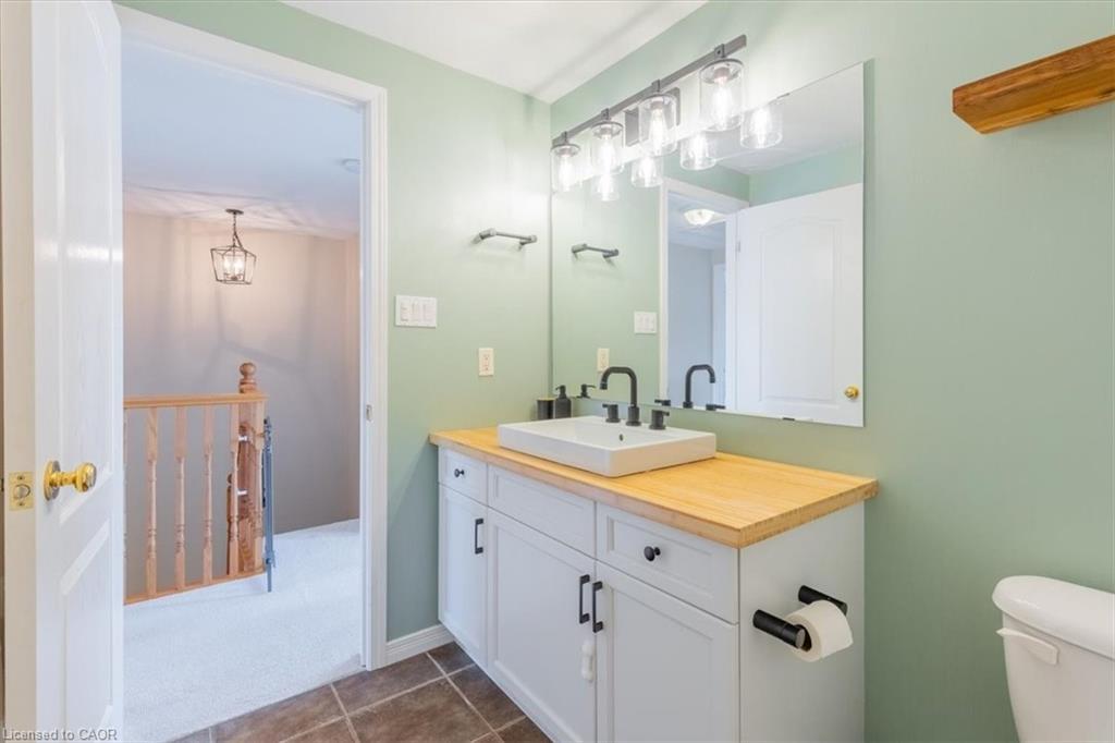 4 Ruthven Crescent, Alliston, ON - Indoor Photo Showing Bathroom