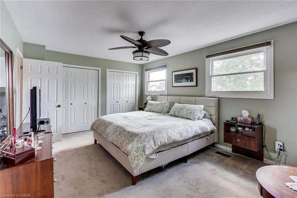 12 Kingsview Drive, Stoney Creek, ON - Indoor Photo Showing Bedroom