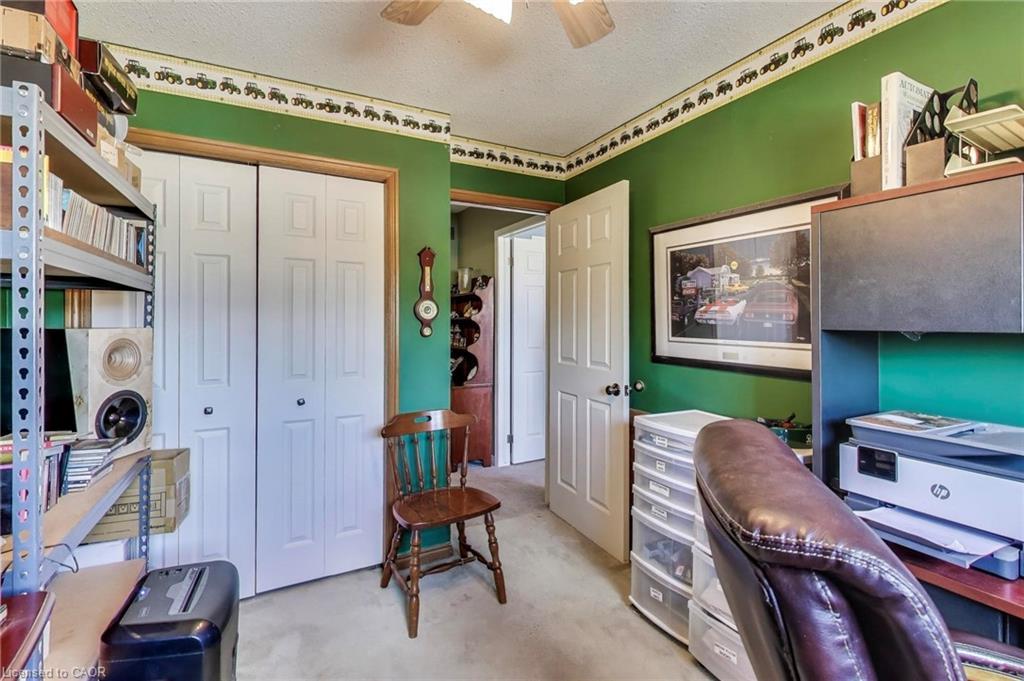 12 Kingsview Drive, Stoney Creek, ON - Indoor