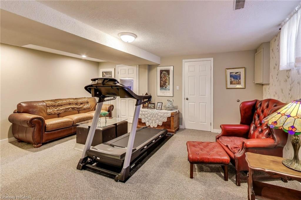 12 Kingsview Drive, Stoney Creek, ON - Indoor Photo Showing Gym Room