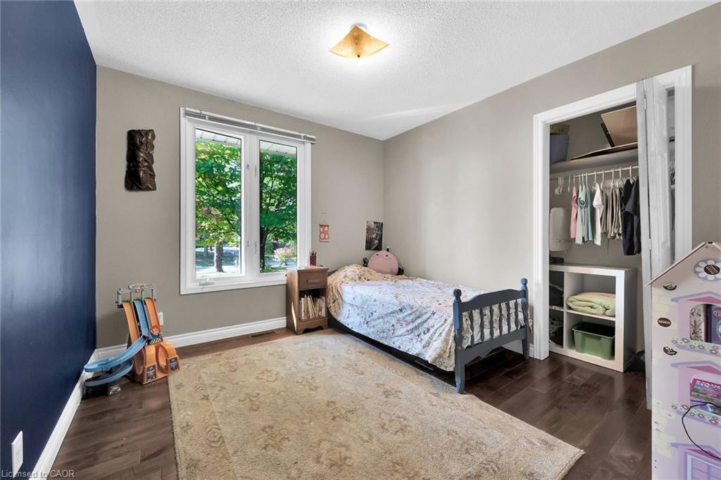 757 4Th Line, Caledonia, ON - Indoor Photo Showing Bedroom