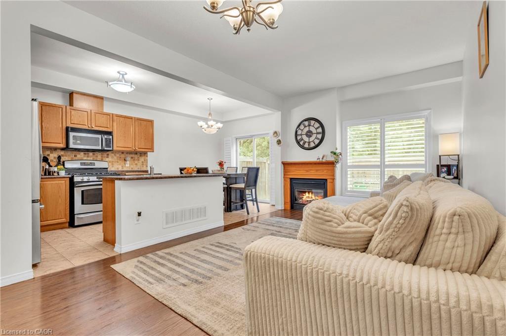 30-170 Dewitt Road, Hamilton, ON - Indoor With Fireplace