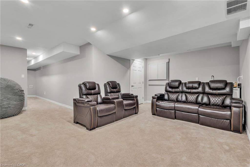 30-170 Dewitt Road, Hamilton, ON - Indoor