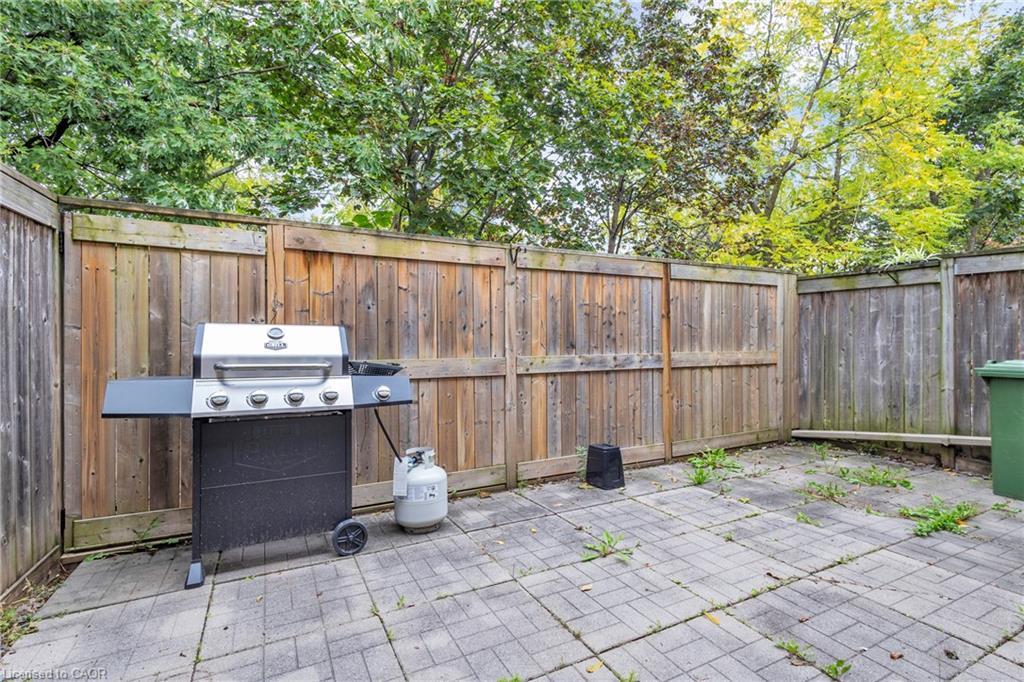 30-170 Dewitt Road, Hamilton, ON - Outdoor