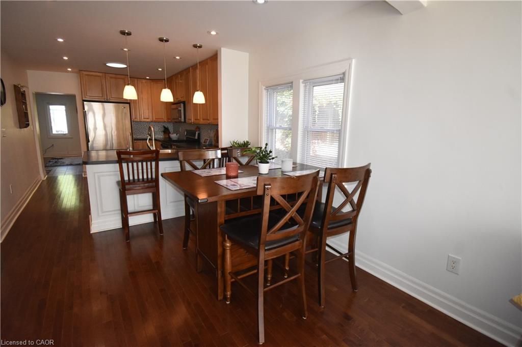 545 Roxborough Avenue, Hamilton, ON - Indoor Photo Showing Dining Room