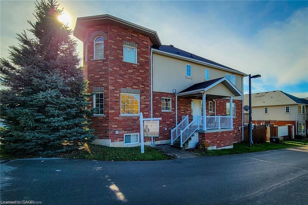 20 Mcconkey Crescent, Brantford, ON - Outdoor