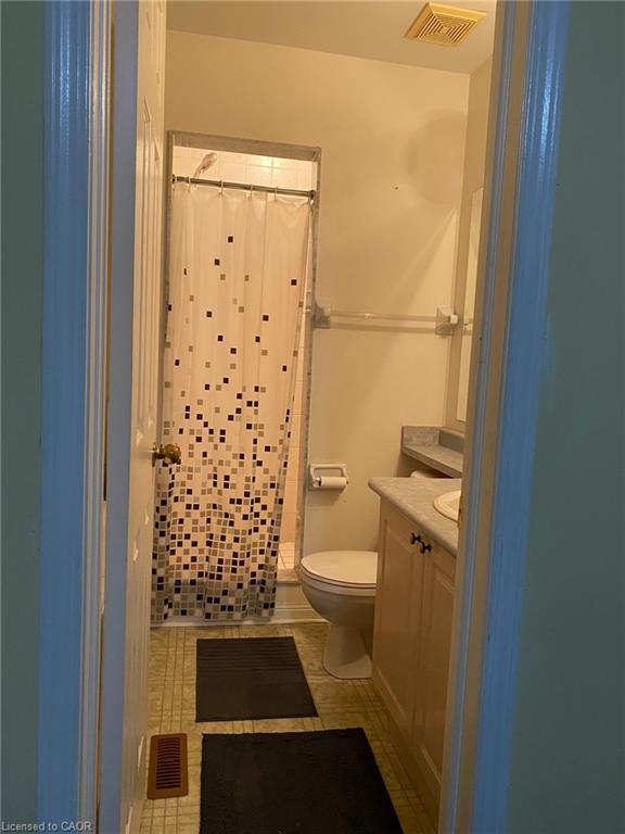 Upper-1025 Barclay Circle, Milton, ON - Indoor Photo Showing Bathroom