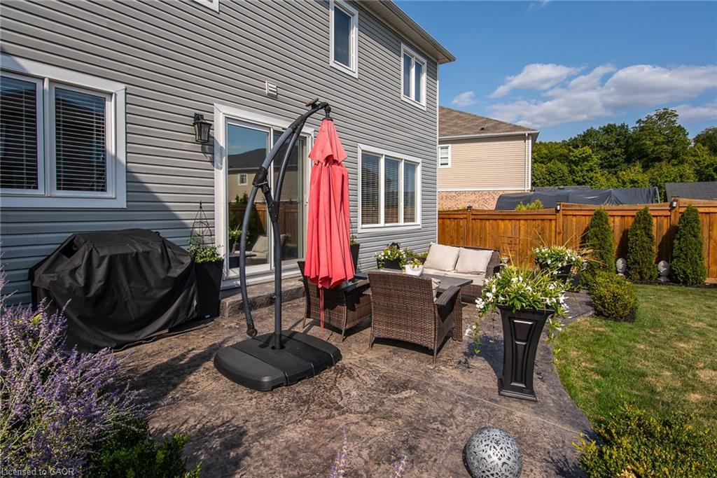 232 Shady Glen Crescent, Kitchener, ON - Outdoor With Exterior