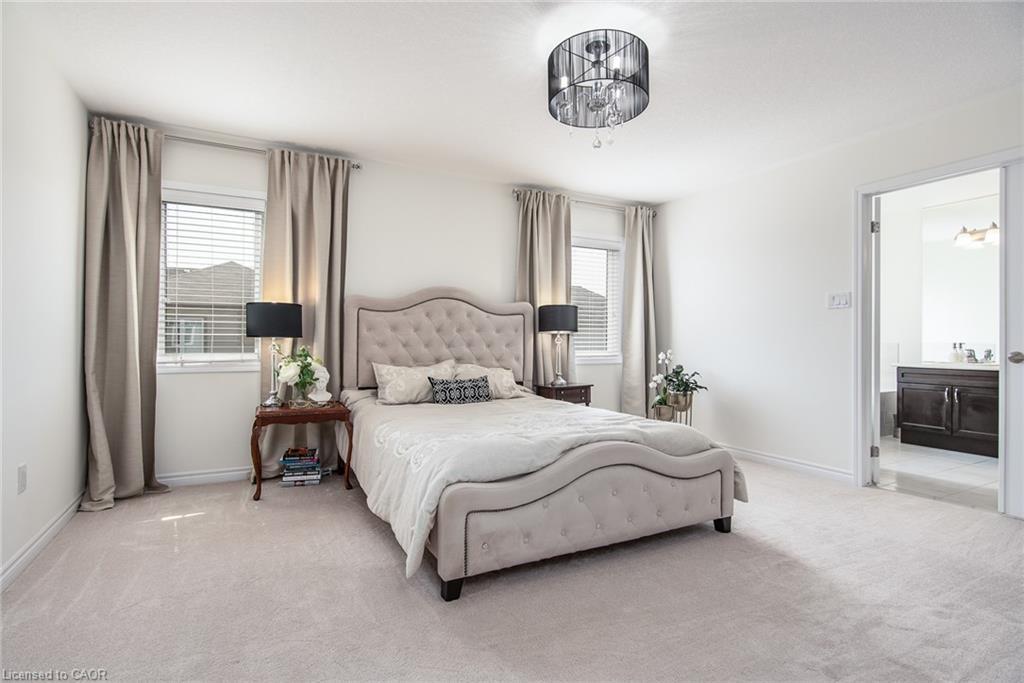 232 Shady Glen Crescent, Kitchener, ON - Indoor Photo Showing Bedroom