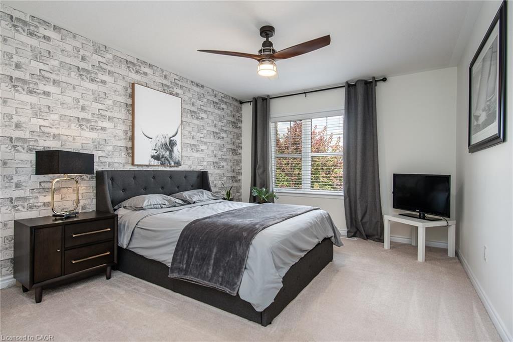 232 Shady Glen Crescent, Kitchener, ON - Indoor Photo Showing Bedroom