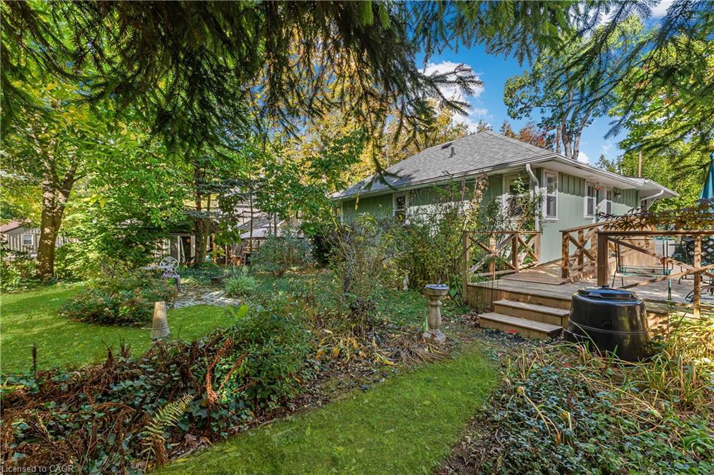 16 Wyckliffe Avenue, Niagara-On-The-Lake, ON - Outdoor