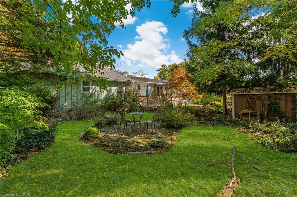 16 Wyckliffe Avenue, Niagara-On-The-Lake, ON - Outdoor