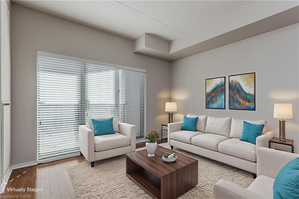 401-2075 Amherst Heights Drive, Burlington, ON - Indoor Photo Showing Living Room