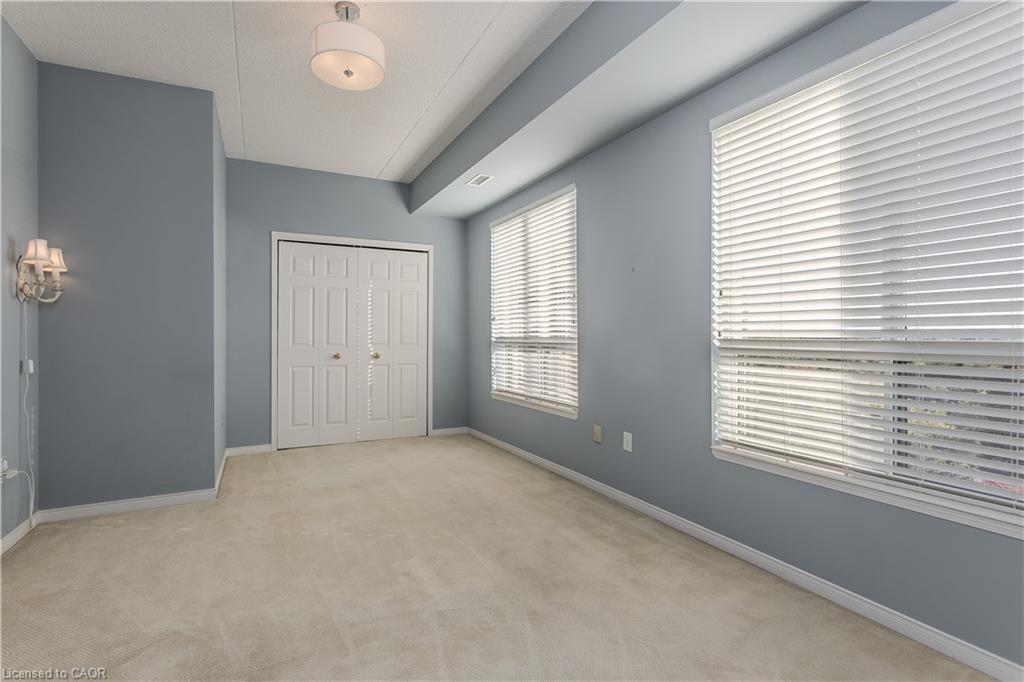 401-2075 Amherst Heights Drive, Burlington, ON - Indoor Photo Showing Other Room