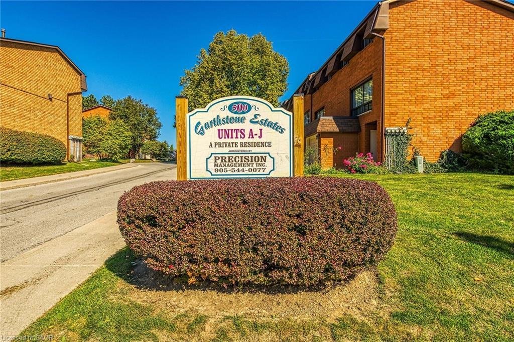 F8-500 Stone Church Road W, Hamilton, ON - Outdoor