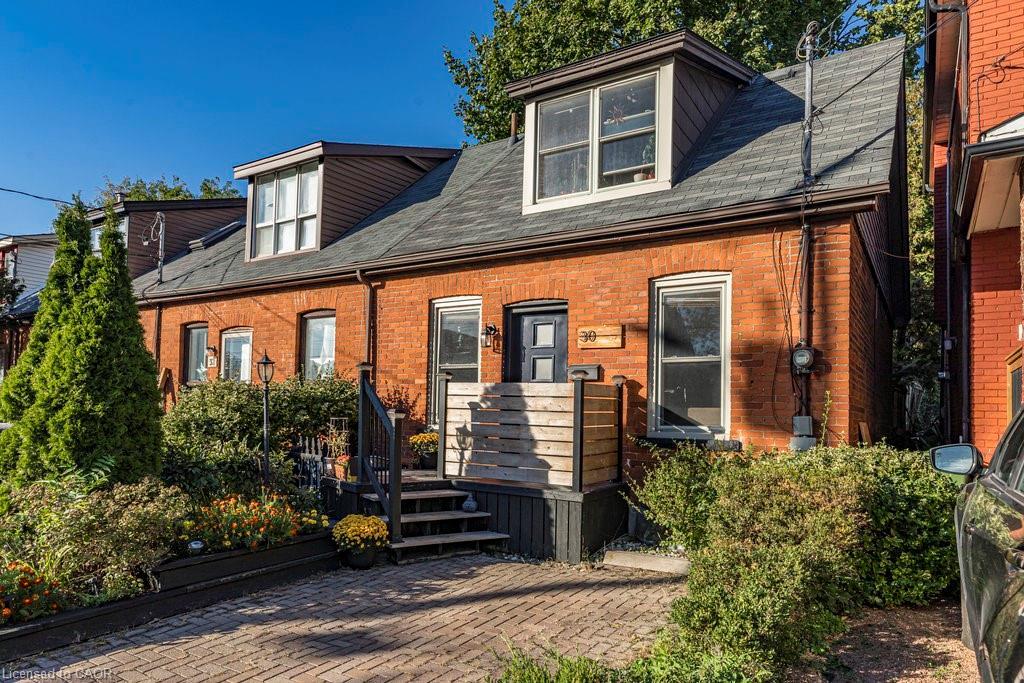 30 Sunset Avenue, Hamilton, ON - Outdoor
