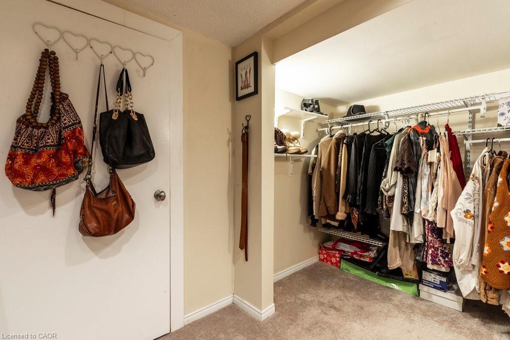 30 Sunset Avenue, Hamilton, ON - Indoor With Storage