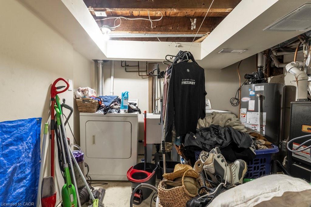 30 Sunset Avenue, Hamilton, ON - Indoor