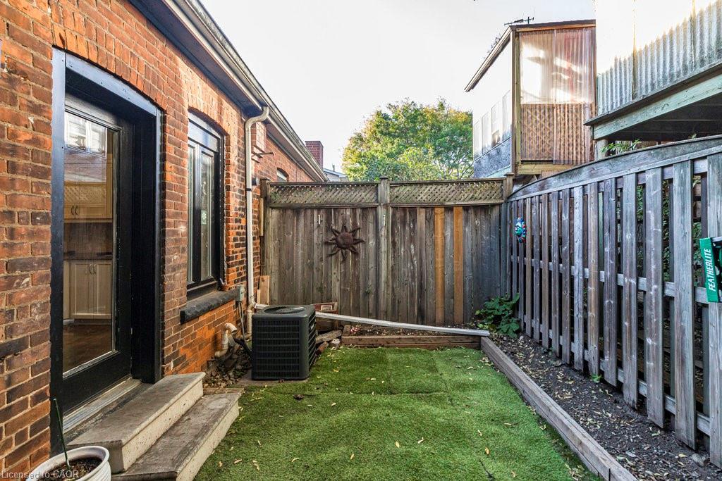 30 Sunset Avenue, Hamilton, ON - Outdoor With Exterior