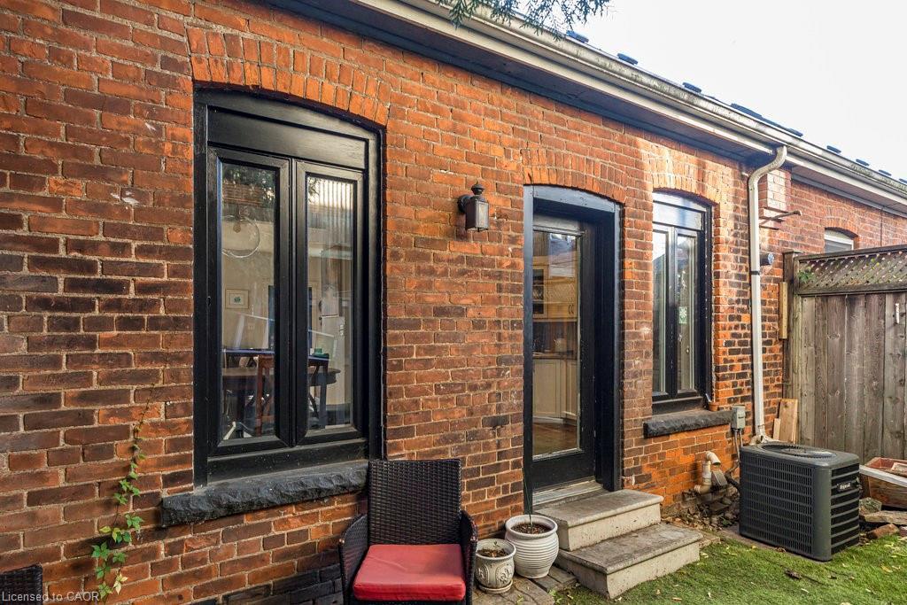 30 Sunset Avenue, Hamilton, ON - Outdoor With Exterior