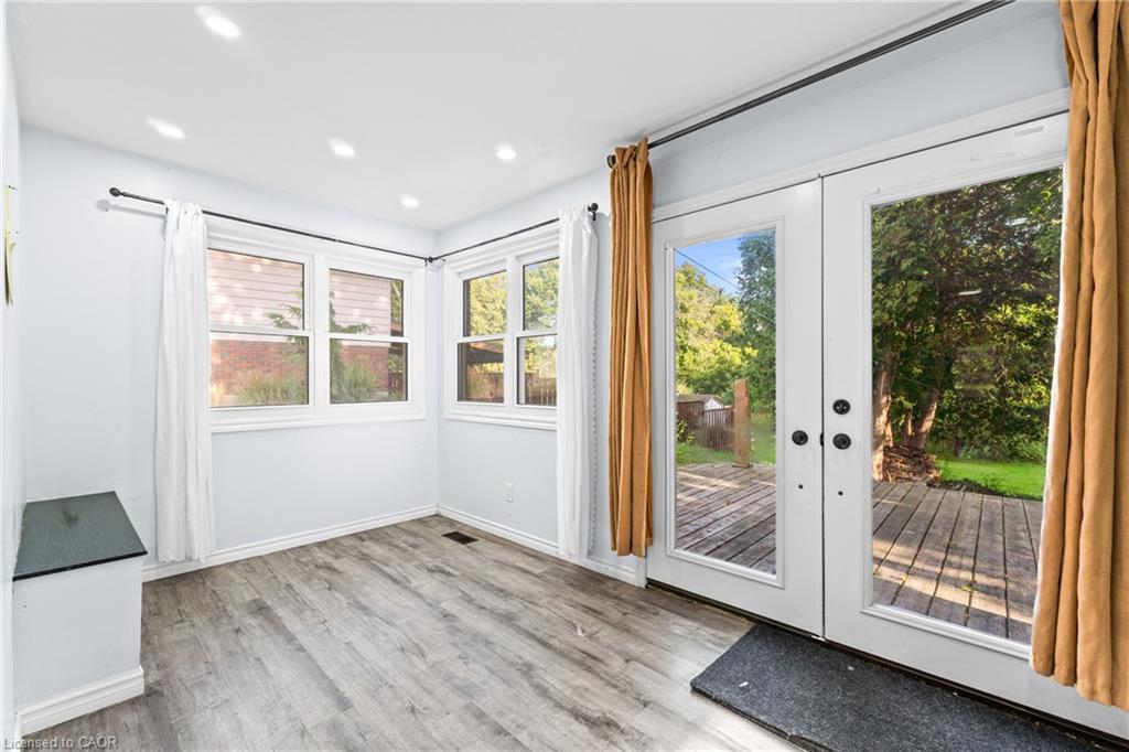 140 Canterbury Street, Ingersoll, ON - Indoor Photo Showing Other Room