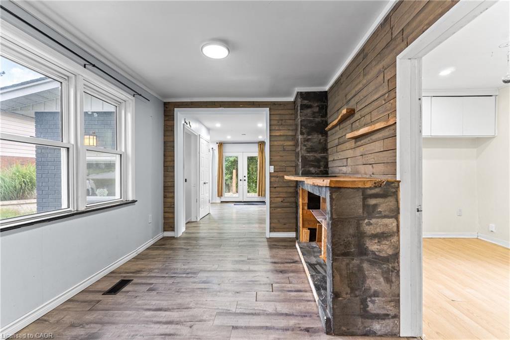 140 Canterbury Street, Ingersoll, ON - Indoor Photo Showing Other Room