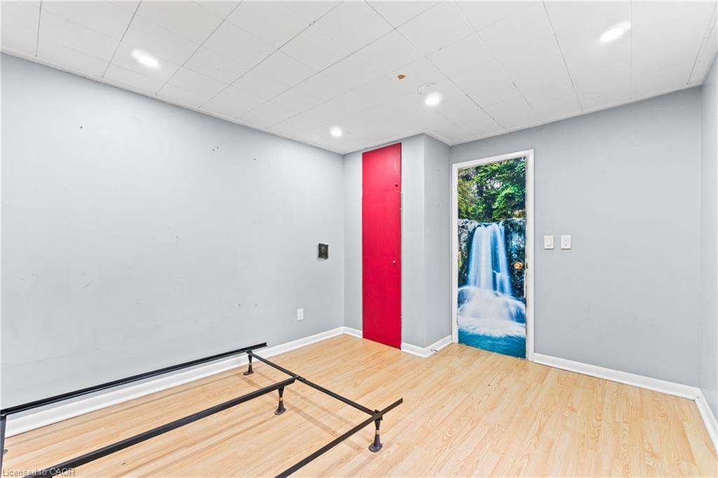 140 Canterbury Street, Ingersoll, ON - Indoor Photo Showing Other Room