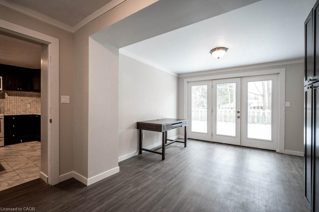 5-34 Burn Place, Kitchener, ON - Indoor Photo Showing Other Room