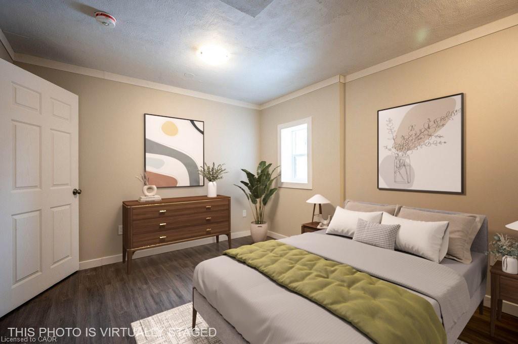 5-34 Burn Place, Kitchener, ON - Indoor Photo Showing Bedroom