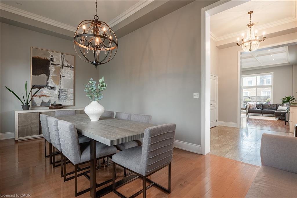131 Brock Street, Oakville, ON - Indoor Photo Showing Dining Room