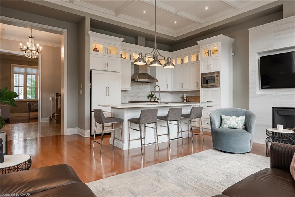 131 Brock Street, Oakville, ON - Indoor