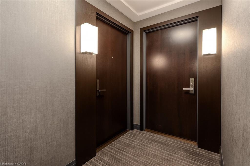 1603-55 Speers Road, Oakville, ON - Indoor Photo Showing Other Room