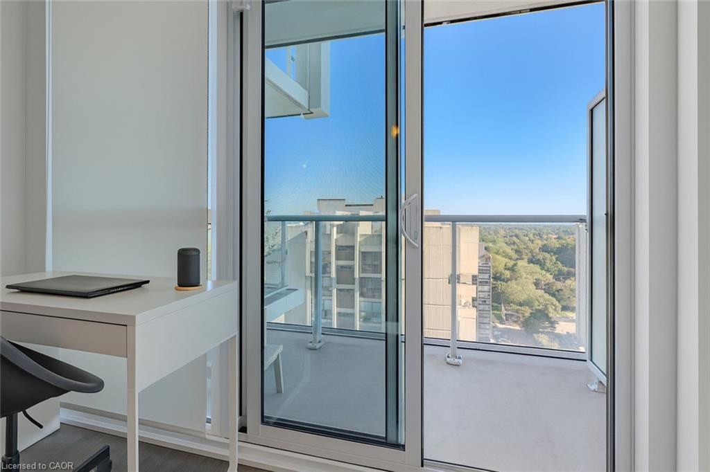 1603-55 Speers Road, Oakville, ON - Indoor Photo Showing Other Room