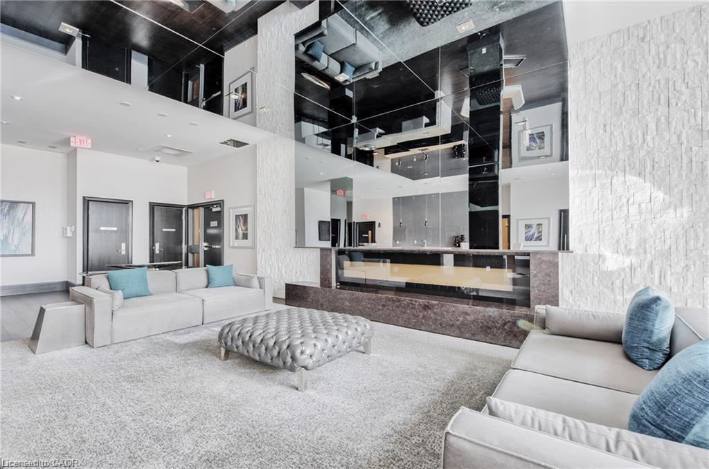 1603-55 Speers Road, Oakville, ON - Indoor