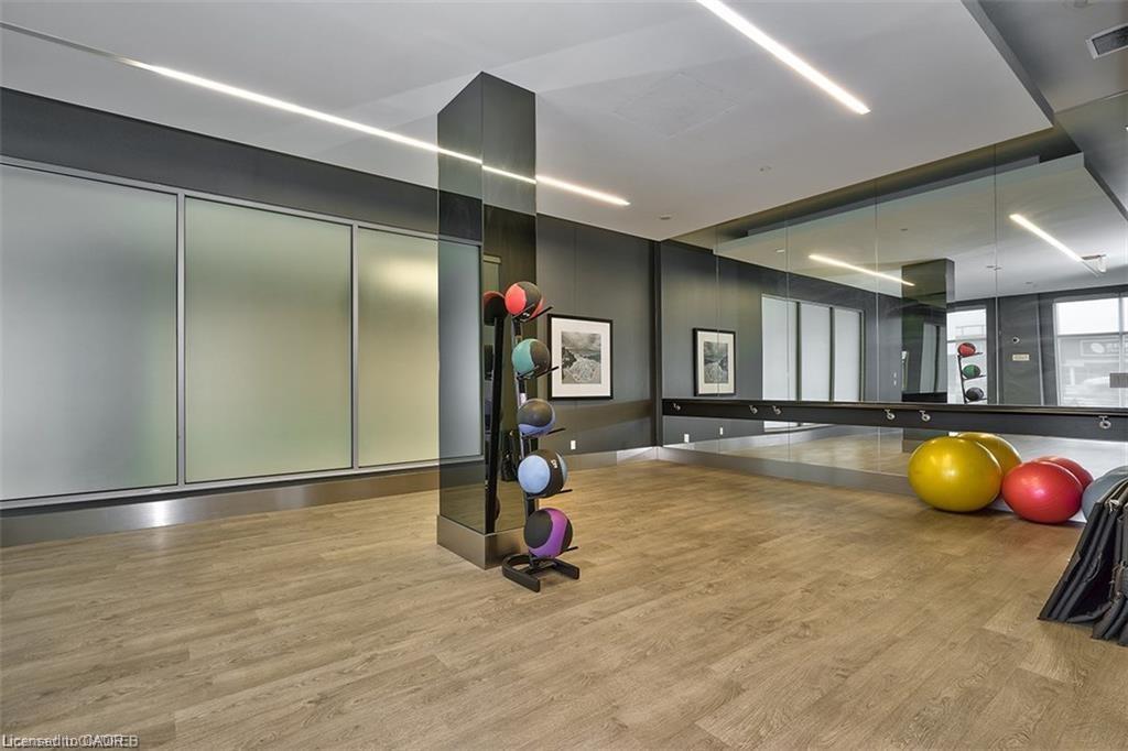 1603-55 Speers Road, Oakville, ON - Indoor Photo Showing Other Room