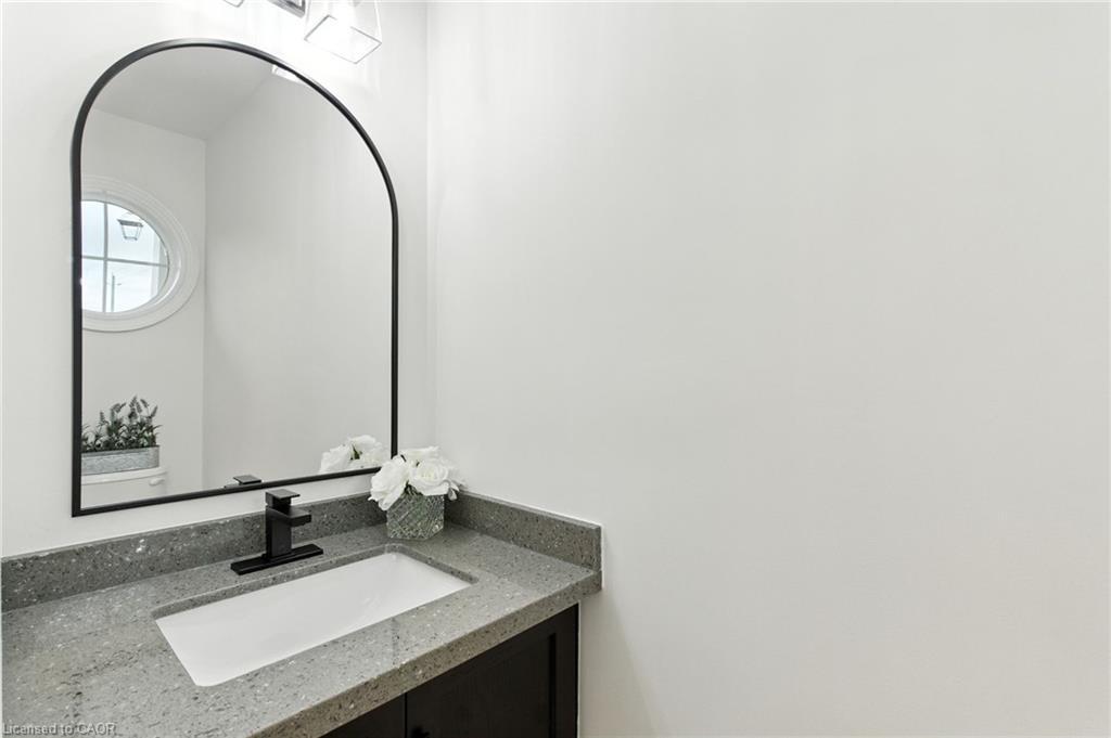 70 Dunrobin Lane, Grimsby, ON - Indoor