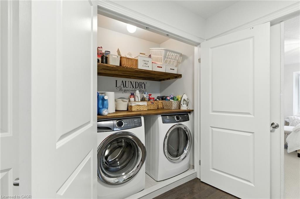70 Dunrobin Lane, Grimsby, ON - Indoor Photo Showing Laundry Room