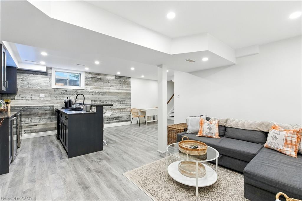 70 Dunrobin Lane, Grimsby, ON - Indoor