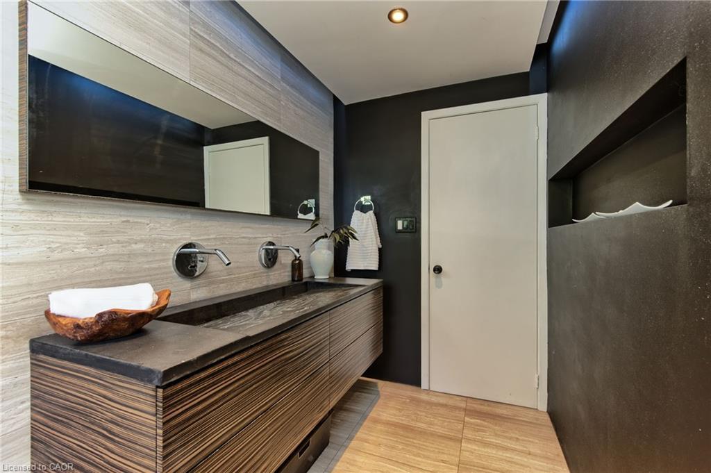 99 Mcbay Road, Brantford, ON - Indoor