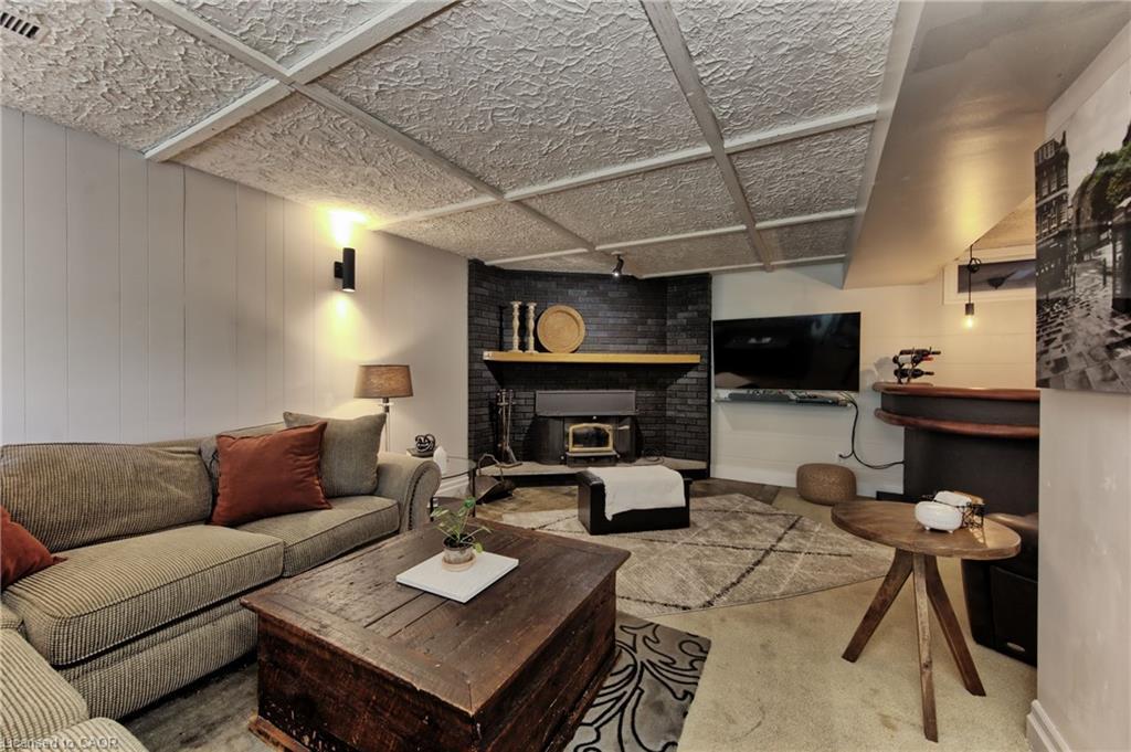 99 Mcbay Road, Brantford, ON - Indoor Photo Showing Living Room With Fireplace