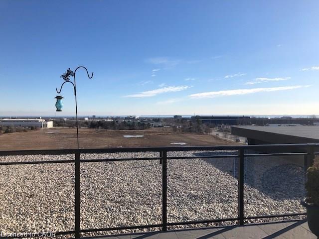 226-5010 Corporate Drive, Burlington, ON - Outdoor With View
