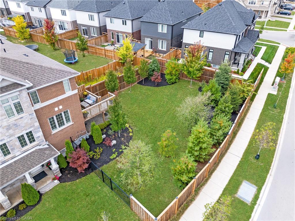 41 Sportsman Hill Street, Kitchener, ON - Outdoor