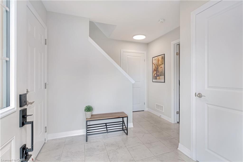 41 Sportsman Hill Street, Kitchener, ON - Indoor Photo Showing Other Room