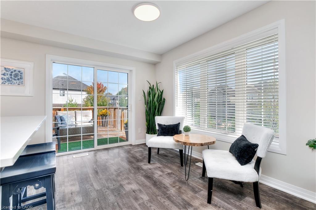 41 Sportsman Hill Street, Kitchener, ON - Indoor