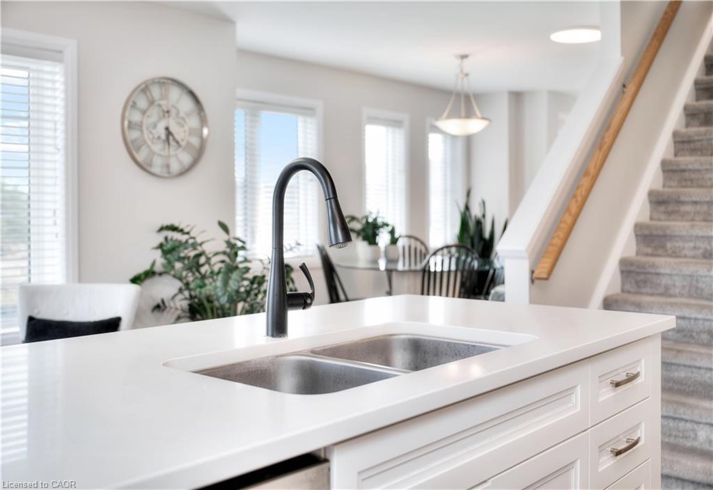 41 Sportsman Hill Street, Kitchener, ON - Indoor Photo Showing Kitchen With Double Sink