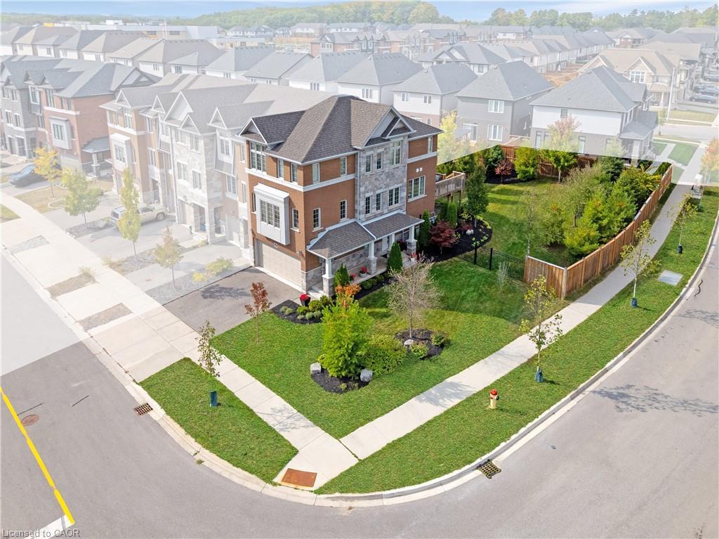 41 Sportsman Hill Street, Kitchener, ON - Outdoor