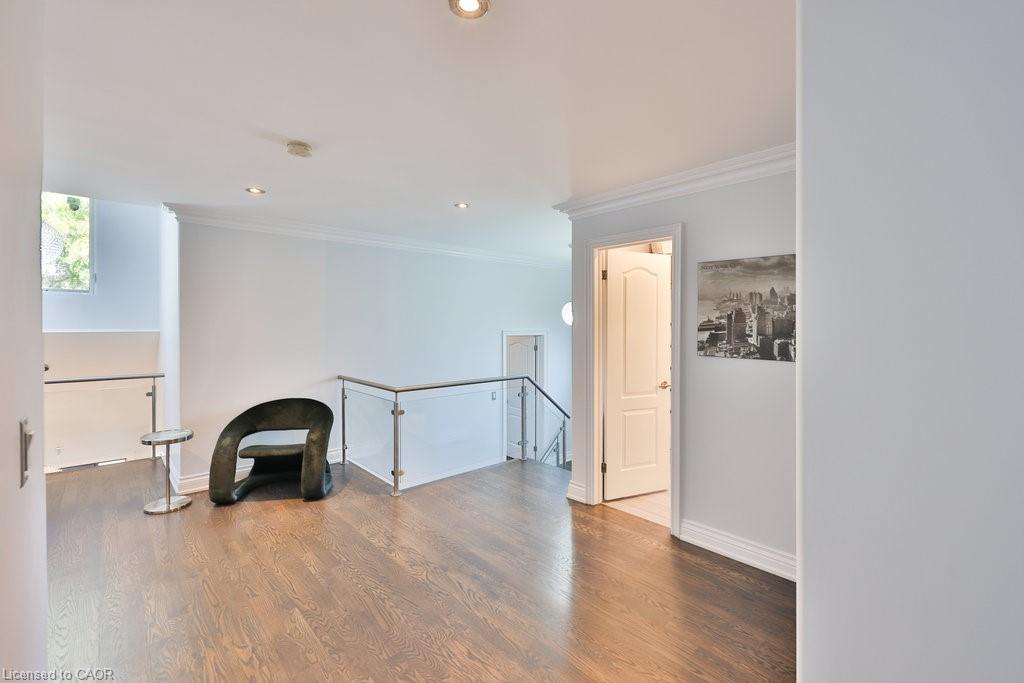 880 6Th Street, Mississauga, ON - Indoor Photo Showing Other Room