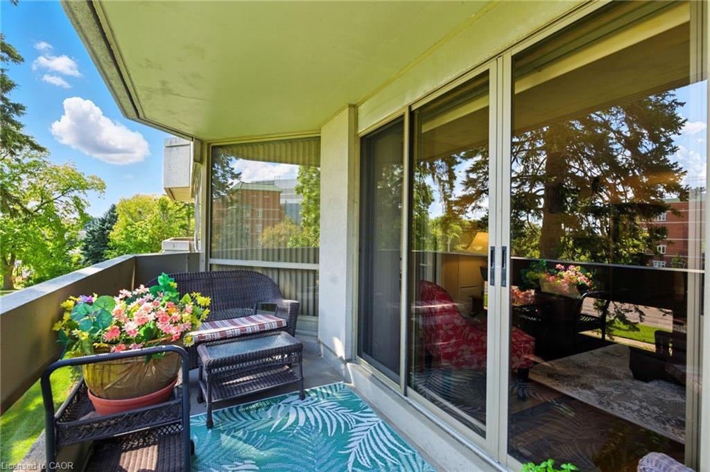 208-1201 North Shore Boulevard E, Burlington, ON - Outdoor With Deck Patio Veranda With Exterior